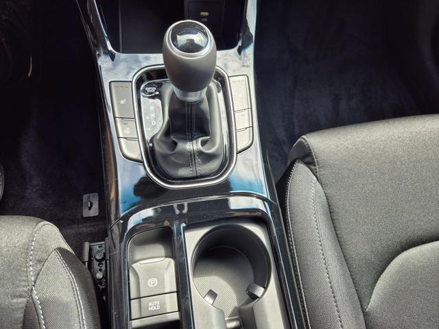 Hyundai i30 Kombi 1.0 T-GDI 100PS Automatik AbstandsTempomat Toter-Winkel-Assistent Sitzheizung Lenkradheizung Klimaautomatik Navi 10,25"-Touchscreen DAB+ wireless Apple CarPlay + Android Auto PDC v+h Rückf.Kamera 16-LM 