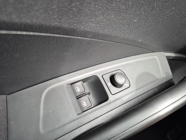 Skoda Fabia 1.0 TSI 95PS Selection 5-türig Rückf.Kamera Parksensoren Sitzheizung Multifunktionslenkrad Klima Skoda-Radio Bluetooth Touchscreen Tempomat Nebelsch. Apple CarPlay + Android Auto 