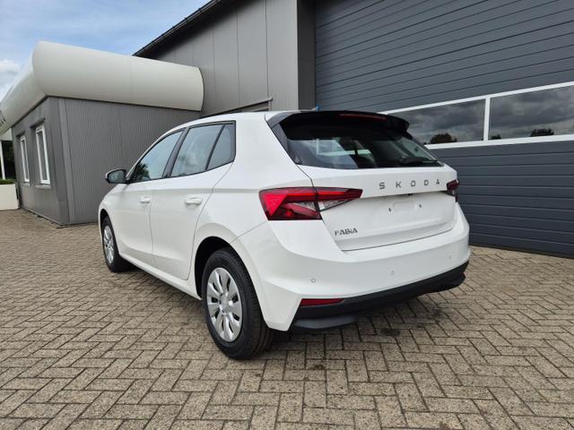 Skoda Fabia 1.0 TSI 95PS Selection 5-türig Rückf.Kamera Parksensoren Sitzheizung Multifunktionslenkrad Klima Skoda-Radio Bluetooth Touchscreen Tempomat Nebelsch. Apple CarPlay + Android Auto 