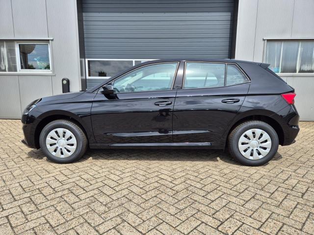 Skoda Fabia - 1.0 TSI 115PS DSG Selection 5-türig Rückf.Kamera Parksensoren Sitzheizung Multifunktionslenkrad Klima Skoda-Radio Bluetooth Touchscreen Tempomat Nebelsch. Apple CarPlay + Android Auto