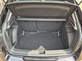 Skoda Fabia 1.0 TSI 115PS DSG Selection 5-türig Rückf.Kamera Parksensoren Sitzheizung Multifunktionslenkrad Klima Skoda-Radio Bluetooth Touchscreen Tempomat Nebelsch. Apple CarPlay + Android Auto 