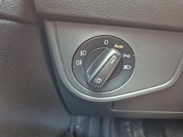 Volkswagen Taigo 1.0 TSI 116PS DSG Life LED-Matrix-Scheinwerfer Klimaautomatik Sitzheizung PDC R&uuml;ckf.Kamera 17-LM abged.Scheiben 2xKeyless DAB+ Bluetooth Touchscreen Apple CarPlay Android Auto 