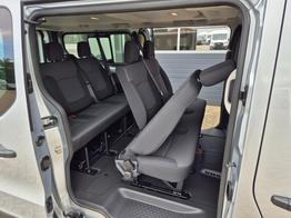 Renault Trafic Combi L2 2.0 dCi 150PS Grand Evolution 9-Sitzer Rollstuhlrampe Rollstuhlsicherung Schiebetür l+r Klima v+h DAB Bluetooth Touchscreen Apple CarPlay Android Auto PDC Rückf.Kamera 