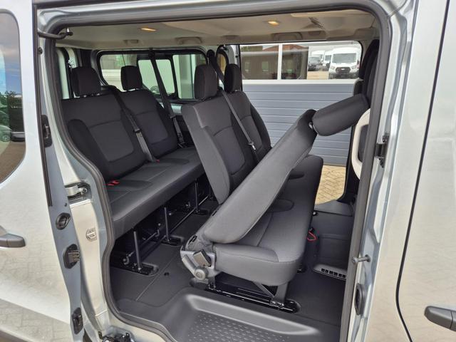 Renault Trafic Combi L2 2.0 dCi 150PS Grand Evolution 9-Sitzer Rollstuhlrampe Rollstuhlsicherung Schiebetür l+r Klima v+h DAB Bluetooth Touchscreen Apple CarPlay Android Auto PDC Rückf.Kamera 