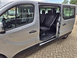 Renault Trafic Combi L2 2.0 dCi 150PS Grand Evolution 9-Sitzer Rollstuhlrampe Rollstuhlsicherung Schiebetür l+r Klima v+h DAB Bluetooth Touchscreen Apple CarPlay Android Auto PDC Rückf.Kamera 