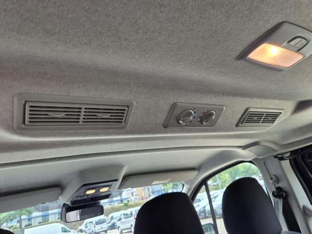 Renault Trafic Combi L2 2.0 dCi 150PS Grand Evolution 9-Sitzer Rollstuhlrampe Rollstuhlsicherung Schiebetür l+r Klima v+h DAB Bluetooth Touchscreen Apple CarPlay Android Auto PDC Rückf.Kamera 