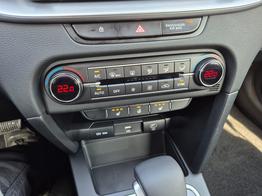 Kia Ceed Vision 1.5 T-GDi 140PS Automatik Klimaautomatik Alarmanlage Sitzheizung Lenkradheizung Navi PDC Rückf.Kamera Bluetooth Touchscreen Apple CarPlay Android Auto Tempomat 