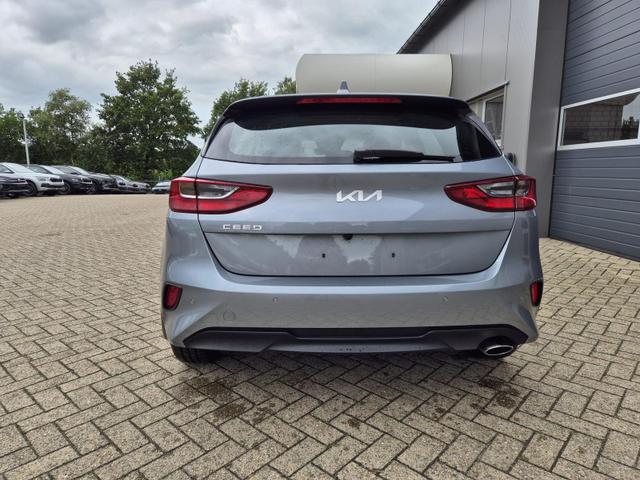 Kia Ceed Vision 1.5 T-GDi 140PS Automatik Klimaautomatik Alarmanlage Sitzheizung Lenkradheizung Navi PDC Rückf.Kamera Bluetooth Touchscreen Apple CarPlay Android Auto Tempomat 