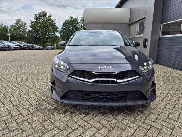 Kia Ceed Vision 1.5 T-GDi 140PS Automatik Klimaautomatik Alarmanlage Sitzheizung Lenkradheizung Navi PDC Rückf.Kamera Bluetooth Touchscreen Apple CarPlay Android Auto Tempomat 