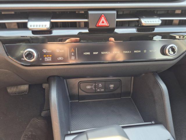 Kia Sportage Vision 1.6 T-GDi MHEV 150PS Automatik NEUES MODELL MY26 FACELIFT Sitzheizung Lenkradheizung Klimaautomatik Navi Bluetooth Touchscreen Apple CarPlay Android Auto PDC v+h 17"LM Rückf.Kamera ACC 2x Keyless 