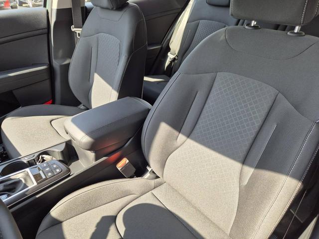 Kia Sportage Vision 1.6 T-GDi MHEV 150PS Automatik NEUES MODELL MY26 FACELIFT Sitzheizung Lenkradheizung Klimaautomatik Navi Bluetooth Touchscreen Apple CarPlay Android Auto PDC v+h 17"LM Rückf.Kamera ACC 2x Keyless 