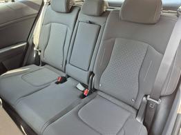 Kia Sportage Vision 1.6 T-GDi 150PS Automatik NEUES MODELL MY26 FACELIFT Sitzheizung Lenkradheizung Klimaautomatik Navi Bluetooth Touchscreen Apple CarPlay Android Auto PDC v+h 17"LM Rückf.Kamera ACC 2x Keyless 