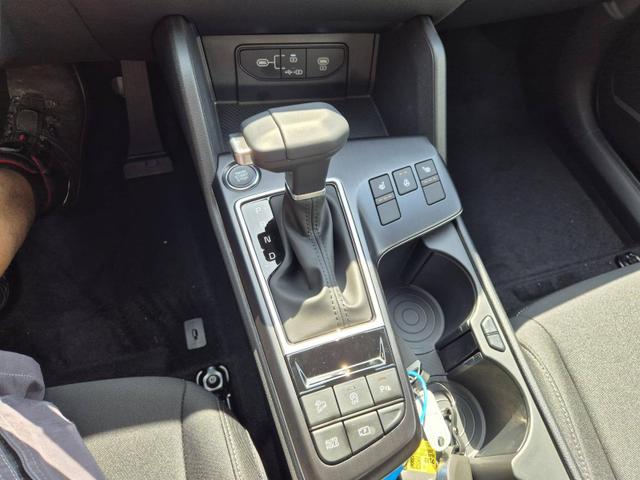 Kia Sportage Vision 1.6 T-GDi MHEV 150PS Automatik NEUES MODELL MY26 FACELIFT Sitzheizung Lenkradheizung Klimaautomatik Navi Bluetooth Touchscreen Apple CarPlay Android Auto PDC v+h 17"LM Rückf.Kamera ACC 2x Keyless 