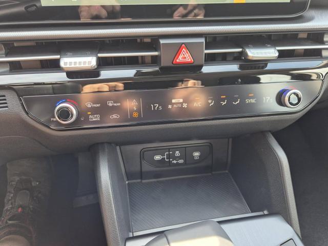 Kia Sportage Vision 1.6 T-GDi MHEV 150PS Automatik NEUES MODELL MY26 FACELIFT Sitzheizung Lenkradheizung Klimaautomatik Navi Bluetooth Touchscreen Apple CarPlay Android Auto PDC v+h 17"LM Rückf.Kamera ACC 2x Keyless 