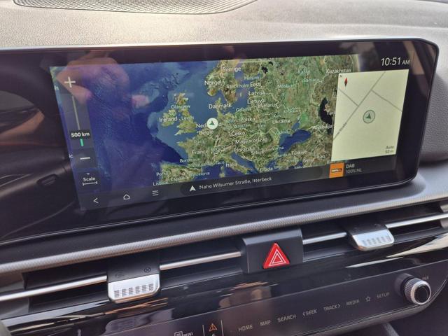 Kia Sportage Vision 1.6 T-GDi MHEV 150PS Automatik NEUES MODELL MY26 FACELIFT Sitzheizung Lenkradheizung Klimaautomatik Navi Bluetooth Touchscreen Apple CarPlay Android Auto PDC v+h 17"LM Rückf.Kamera ACC 2x Keyless 