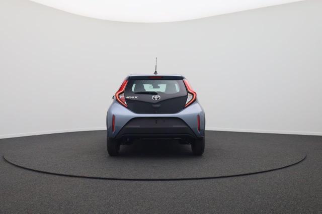 Toyota Aygo X 1.0 VVT-i 72PS Business Edition Sitzheizung AbstandsTempomat Multifunktionslenkrad Klima Radio Bluetooth Touchscreen wireless Apple CarPlay + Android Auto 