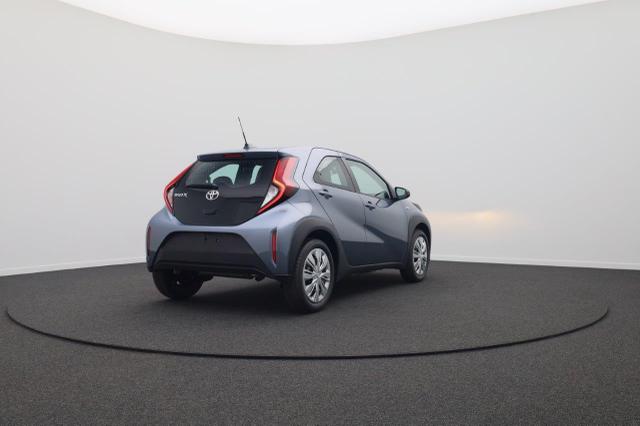 Toyota Aygo X 1.0 VVT-i 72PS Business Edition Sitzheizung AbstandsTempomat Multifunktionslenkrad Klima Radio Bluetooth Touchscreen wireless Apple CarPlay + Android Auto 