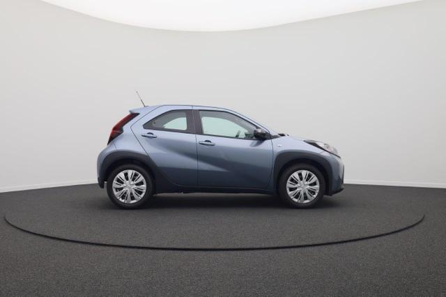 Toyota Aygo X 1.0 VVT-i 72PS Business Edition Sitzheizung AbstandsTempomat Multifunktionslenkrad Klima Radio Bluetooth Touchscreen wireless Apple CarPlay + Android Auto 
