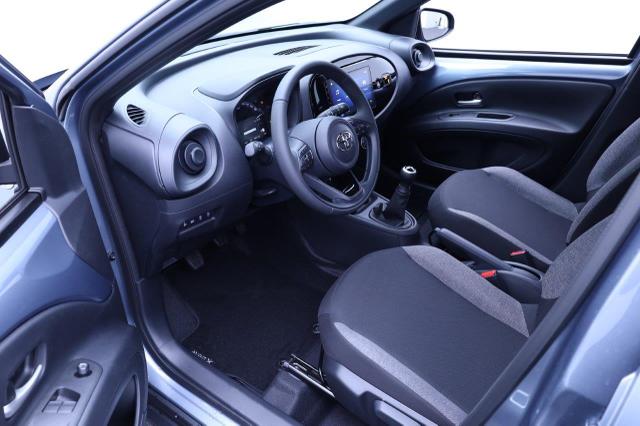 Toyota Aygo X 1.0 VVT-i 72PS Business Edition Sitzheizung AbstandsTempomat Multifunktionslenkrad Klima Radio Bluetooth Touchscreen wireless Apple CarPlay + Android Auto 