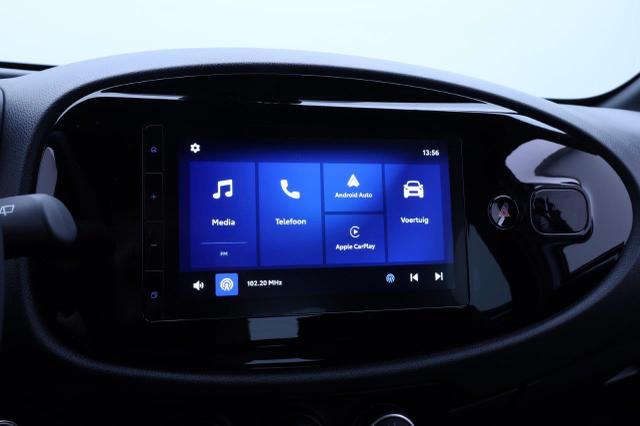 Toyota Aygo X 1.0 VVT-i 72PS Business Edition Sitzheizung AbstandsTempomat Multifunktionslenkrad Klima Radio Bluetooth Touchscreen wireless Apple CarPlay + Android Auto 