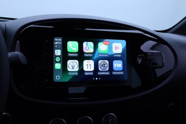 Toyota Aygo X 1.0 VVT-i 72PS Business Edition Sitzheizung AbstandsTempomat Multifunktionslenkrad Klima Radio Bluetooth Touchscreen wireless Apple CarPlay + Android Auto 