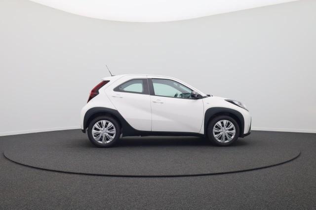 Toyota Aygo X 1.0 VVT-i 72PS Business Edition Sitzheizung AbstandsTempomat Multifunktionslenkrad Klima Radio Bluetooth Touchscreen wireless Apple CarPlay + Android Auto 