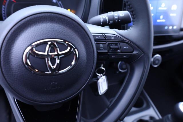 Toyota Aygo X 1.0 VVT-i 72PS Business Edition Sitzheizung AbstandsTempomat Multifunktionslenkrad Klima Radio Bluetooth Touchscreen wireless Apple CarPlay + Android Auto 