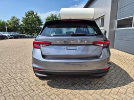 Skoda Fabia 1.0 TSI 115PS DSG Selection 5-türig Rückf.Kamera Parksensoren Sitzheizung Multifunktionslenkrad Klima Skoda-Radio Bluetooth Touchscreen Tempomat Nebelsch. Apple CarPlay + Android Auto 