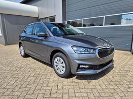 Skoda Fabia 1.0 TSI 115PS DSG Selection 5-türig Rückf.Kamera Parksensoren Sitzheizung Multifunktionslenkrad Klima Skoda-Radio Bluetooth Touchscreen Tempomat Nebelsch. Apple CarPlay + Android Auto 