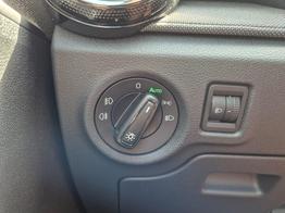 Skoda Fabia 1.0 TSI 115PS DSG Selection 5-türig Rückf.Kamera Parksensoren Sitzheizung Multifunktionslenkrad Klima Skoda-Radio Bluetooth Touchscreen Tempomat Nebelsch. Apple CarPlay + Android Auto 