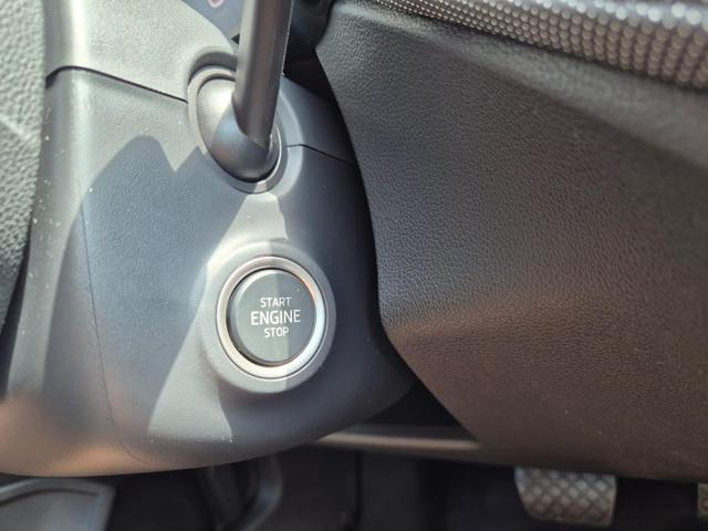 Skoda Fabia 1.0 TSI 115PS DSG Selection 5-türig Rückf.Kamera Parksensoren Sitzheizung Multifunktionslenkrad Klima Skoda-Radio Bluetooth Touchscreen Tempomat Nebelsch. Apple CarPlay + Android Auto 