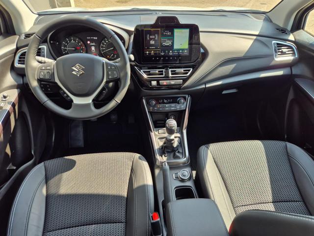 Suzuki S-Cross Comfort+ 129PS MHEV 4x4 ALLGRIP 1.4 Boosterjet Teil-Leder Navi Klimaautomatik Sitzheizung ACC PDC v+h 4x Kamera Suzuki-Radio Apple CarPlay Android Auto Touchscreen 2xKeyless 17-LM 