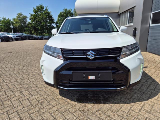 Suzuki Vitara Comfort 129PS MHEV 1.4 Boosterjet Navi Klimaautomatik Sitzheizung ACC PDC Rückf.Kamera Suzuki-Radio Apple CarPlay Android Auto Touchscreen 2xKeyless 17-LM 
