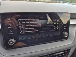 Skoda Fabia 1.0 TSI 115PS DSG Selection 5-türig Rückf.Kamera Parksensoren Sitzheizung Multifunktionslenkrad Klima Skoda-Radio Bluetooth Touchscreen Tempomat Nebelsch. Apple CarPlay + Android Auto 