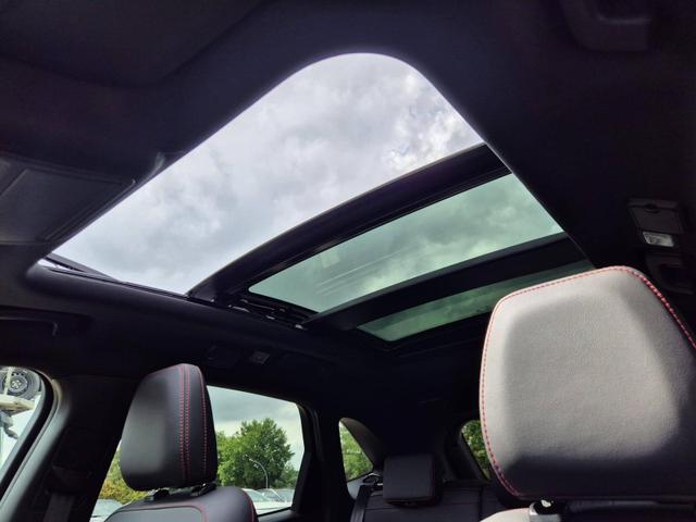 Ford Kuga ST-Line X 243PS PHEV Automatik Black Package schwenkb. AHK Matrix-LED elektr. PanoDach Sitzheizung v+h Lenkradheizung Frontscheibe beheizb. Navi SYNC4 Apple CarPlay Android Auto Touchscreen PDC 4xKamera 2xKeyless B+O Sound 20"LM vollelektr. Reic 