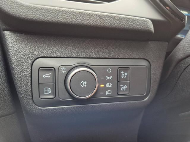 Ford Kuga ST-Line X 243PS PHEV Automatik Black Package schwenkb. AHK Matrix-LED elektr. PanoDach Sitzheizung v+h Lenkradheizung Frontscheibe beheizb. Navi SYNC4 Apple CarPlay Android Auto Touchscreen PDC 4xKamera 2xKeyless B+O Sound 20"LM vollelektr. Reic 