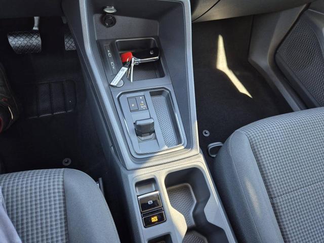 Volkswagen Caddy Cargo Maxi 2.0 TDI 122PS DSG 7-Sitzer Sitzheizung Rückf.Kamera Klimaautomatik PDC v+h Apple CarPlay Android Auto Bluetooth DAB Touchscreen 