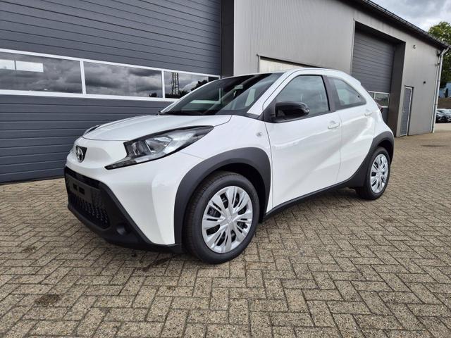 Toyota Aygo X - 1.0 VVT-i 72PS Business Edition Sitzheizung AbstandsTempomat Multifunktionslenkrad Klima Radio Bluetooth Touchscreen wireless Apple CarPlay + Android Auto