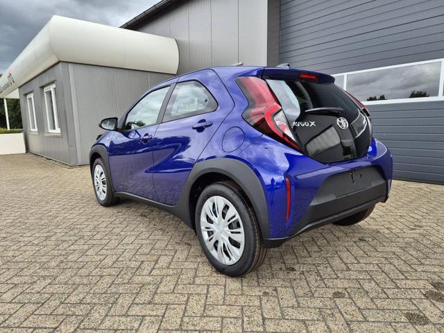 Toyota Aygo X 1.0 VVT-i 72PS Business Edition Sitzheizung AbstandsTempomat Multifunktionslenkrad Klima Radio Bluetooth Touchscreen wireless Apple CarPlay + Android Auto 