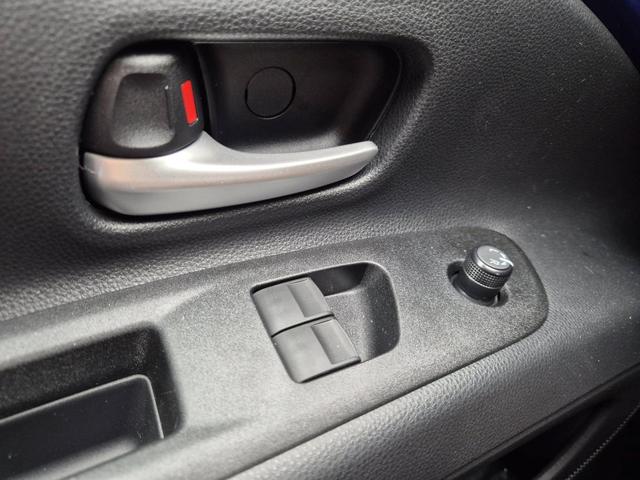Toyota Aygo X 1.0 VVT-i 72PS Business Edition Sitzheizung AbstandsTempomat Multifunktionslenkrad Klima Radio Bluetooth Touchscreen wireless Apple CarPlay + Android Auto 