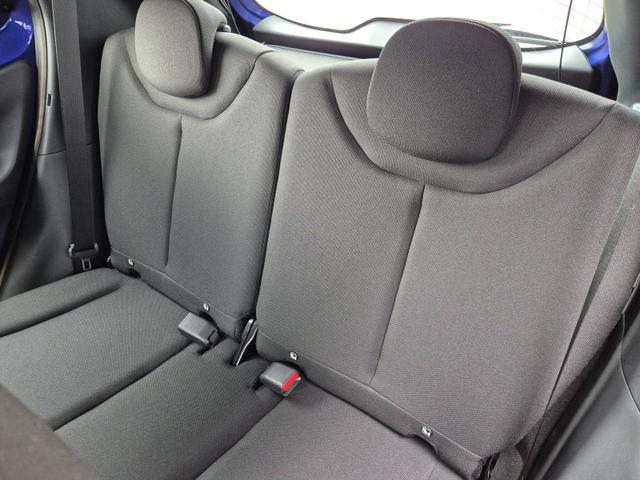 Toyota Aygo X 1.0 VVT-i 72PS Business Edition Sitzheizung AbstandsTempomat Multifunktionslenkrad Klima Radio Bluetooth Touchscreen wireless Apple CarPlay + Android Auto 