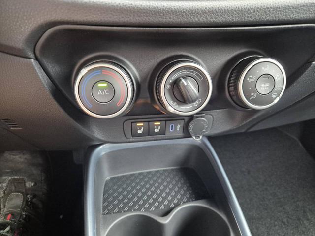 Toyota Aygo X 1.0 VVT-i 72PS Teamplayer Sitzheizung AbstandsTempomat Multifunktionslenkrad Klima Radio Bluetooth Touchscreen Apple CarPlay + Android Auto 17-LM 