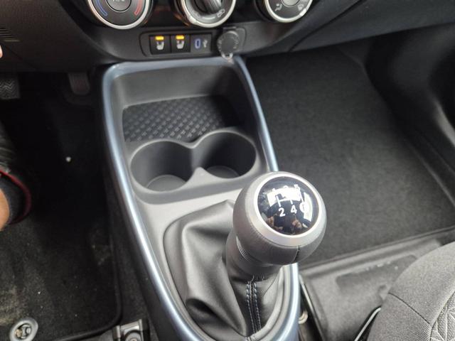 Toyota Aygo X 1.0 VVT-i 72PS Teamplayer Sitzheizung AbstandsTempomat Multifunktionslenkrad Klima Radio Bluetooth Touchscreen Apple CarPlay + Android Auto 17-LM 