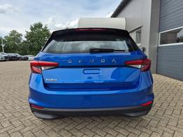 Skoda Fabia 1.0 TSI 115PS DSG Selection 5-türig Rückf.Kamera Parksensoren Sitzheizung Multifunktionslenkrad Klima Skoda-Radio Bluetooth Touchscreen Tempomat Nebelsch. Apple CarPlay + Android Auto 