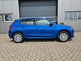 Skoda Fabia 1.0 TSI 115PS DSG Selection 5-türig Rückf.Kamera Parksensoren Sitzheizung Multifunktionslenkrad Klima Skoda-Radio Bluetooth Touchscreen Tempomat Nebelsch. Apple CarPlay + Android Auto 