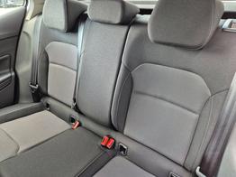 Skoda Fabia 1.0 TSI 115PS DSG Selection 5-türig Rückf.Kamera Parksensoren Sitzheizung Multifunktionslenkrad Klima Skoda-Radio Bluetooth Touchscreen Tempomat Nebelsch. Apple CarPlay + Android Auto 