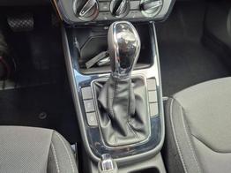 Skoda Fabia 1.0 TSI 115PS DSG Selection 5-türig Rückf.Kamera Parksensoren Sitzheizung Multifunktionslenkrad Klima Skoda-Radio Bluetooth Touchscreen Tempomat Nebelsch. Apple CarPlay + Android Auto 