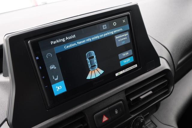 Peugeot Partner 1.5 BlueHDI 102PS 2-Sitzer AHK Klima Radio Apple CarPlay Android Auto Bluetooth DAB PDC v+h Rückf.Kamera Tempomat Ganzj.Reifen 