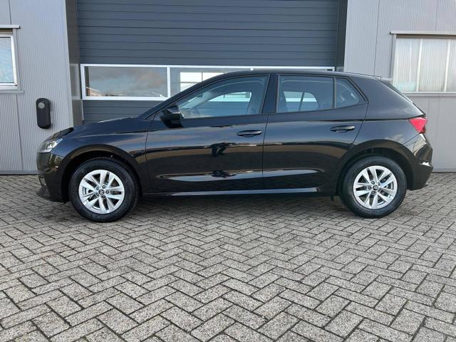 Skoda Fabia 1.0 TSI 115PS DSG Selection 5-türig 15"LM Rückf.Kamera Parksensoren Sitzheizung Multifunktionslenkrad Klima Skoda-Radio Bluetooth Touchscreen Tempomat Nebelsch. Apple CarPlay + Android Auto 