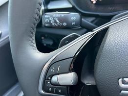 Skoda Fabia 1.0 TSI 115PS DSG Selection 5-türig 15"LM Rückf.Kamera Parksensoren Sitzheizung Multifunktionslenkrad Klima Skoda-Radio Bluetooth Touchscreen Tempomat Nebelsch. Apple CarPlay + Android Auto 